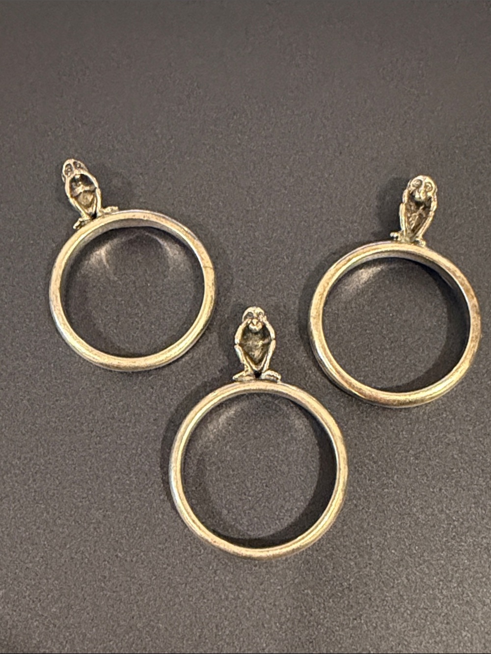 Patrick Mavros, a set of 3 silver monkey rings, see/hear/say no evil, s7
